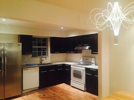 7810 Somerset Ct in Greenbelt, MD - Building Photo