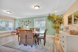 1610 W Sandpiper Cir in Pembroke Pines, FL - Building Photo - Building Photo