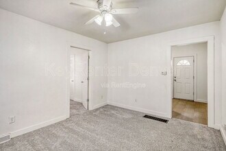 654 Meade St in Denver, CO - Building Photo - Building Photo