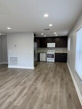 6120 SW 38th St in Davie, FL - Building Photo - Building Photo