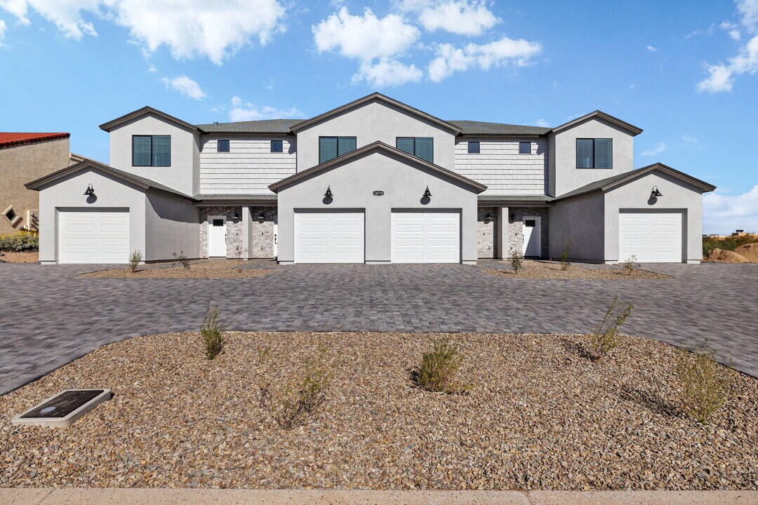 16714 E Almont Dr in Fountain Hills, AZ - Building Photo