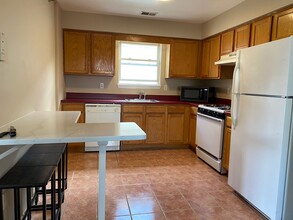 141-143 Norfolk St, Unit 2 - 1 Standard Front in Newark, NJ - Building Photo - Building Photo