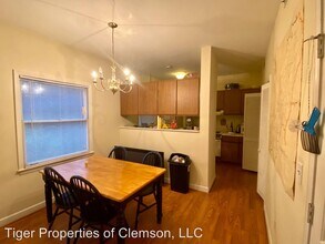 245 Willow Ct in Central, SC - Building Photo - Building Photo