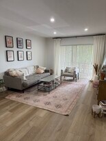 7953 SW 104th St, Unit 205D in Miami, FL - Building Photo