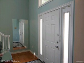 481 Village Oaks Ct in Ann Arbor, MI - Building Photo - Building Photo