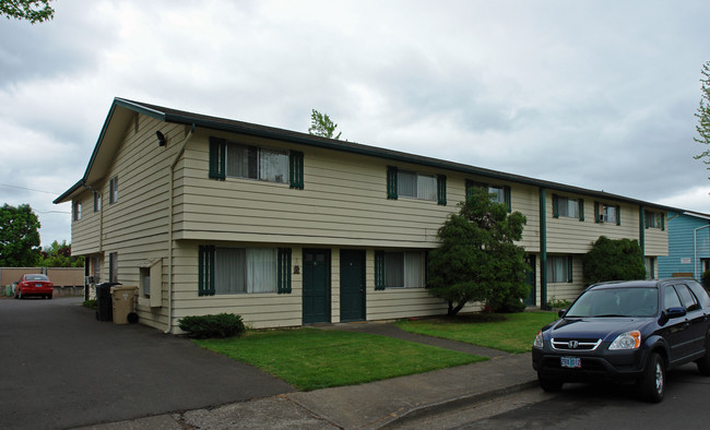 Hobart Townhouses in Corvallis, OR - Building Photo - Building Photo