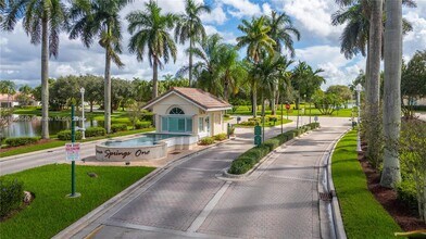 1060 Capistrano in Weston, FL - Building Photo - Building Photo