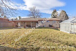 540 S Newland St in Lakewood, CO - Building Photo