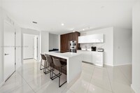 851 NE 1st Ave, Unit # 1209 in Miami, FL - Building Photo - Building Photo