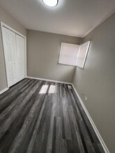 445 Tomahawk St in Park Forest, IL - Building Photo - Building Photo