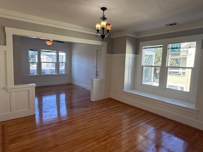 property at 513 2nd Ave