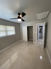 11430 Kimble Dr-Unit -3 in Ft. Myers, FL - Building Photo - Building Photo