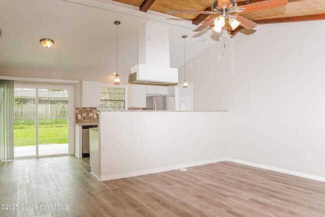 394 Sherman St SE in Palm Bay, FL - Building Photo - Building Photo