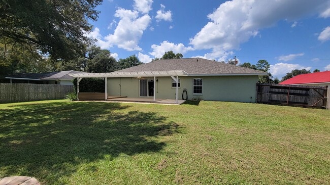 6329 Hemlock Rd in Ocala, FL - Building Photo - Building Photo