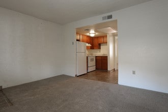 Golden Sands Resorts in Apache Junction, AZ - Building Photo - Interior Photo