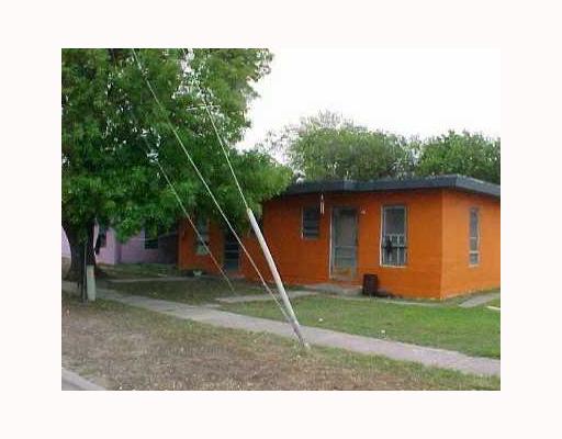 1202 Hancock St in Corpus Christi, TX - Building Photo
