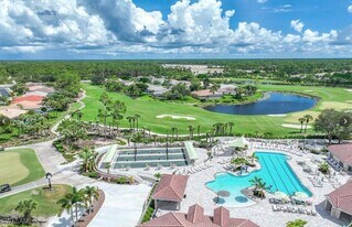 8217 Parkstone Pl in Naples, FL - Building Photo