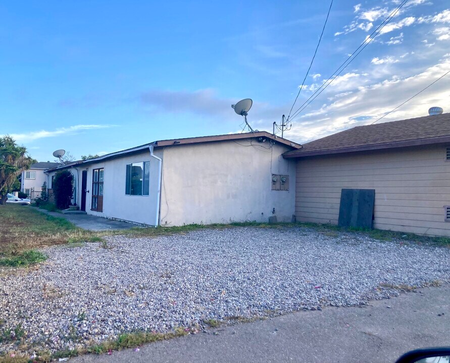 4460 Clairemont Mesa Blvd in San Diego, CA - Building Photo
