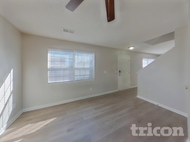 540 Halleck Ln in Columbia, SC - Foto de edificio - Building Photo