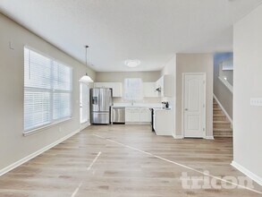 3445 Dutchman Rd in Raleigh, NC - Foto de edificio - Building Photo