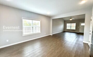 1000 Echo Rdg Rd in Columbia, TN - Building Photo - Building Photo