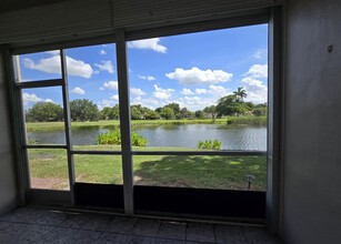 2461 SW 82nd Ave in Davie, FL - Building Photo - Building Photo
