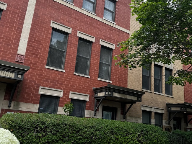 property at 1002 N Crosby St