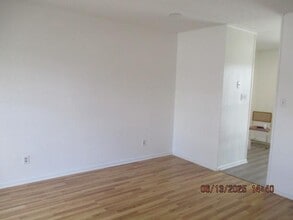 1401 Charles St in Waycross, GA - Building Photo - Building Photo