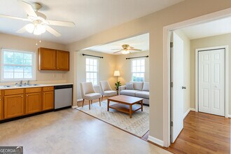 3172 Humphries Dr SE in Atlanta, GA - Building Photo - Building Photo