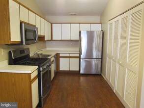 1830 Vincenza Dr in Eldersburg, MD - Building Photo - Building Photo