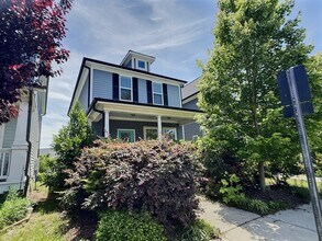 2319 Great Ridge Pkwy in Chapel Hill, NC - Building Photo - Building Photo