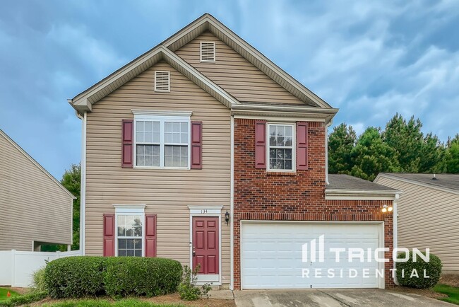 property at 134 Oak Grove Pl