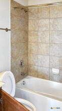 320 Perry St in San Marcos, TX - Building Photo - Building Photo