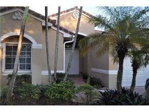 3985 SW 152nd Ave in Miramar, FL - Building Photo - Building Photo