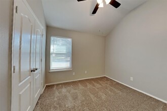 30206 Emerson Creek Dr in Spring, TX - Building Photo - Building Photo