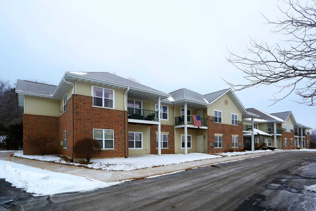 Lincoln Court Senior Apartments in Mount Horeb, WI - Building Photo