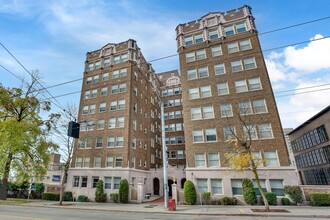 Malloy Apartment Homes in Seattle, WA - Foto de edificio - Building Photo