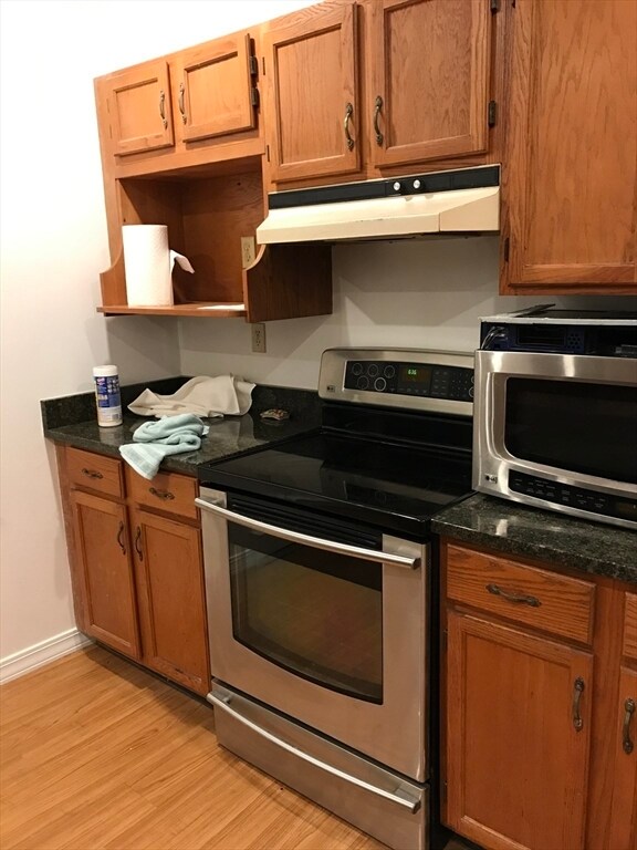 5 Lexington Ave, Unit 2 in Somerville, MA - Building Photo - Building Photo