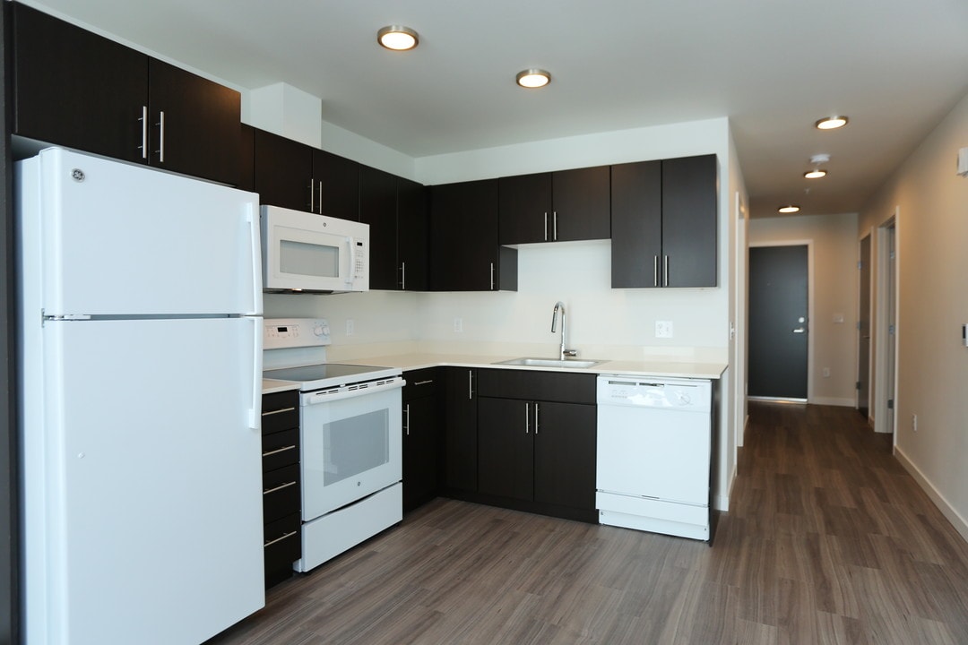 Hana in Seattle, WA - Building Photo