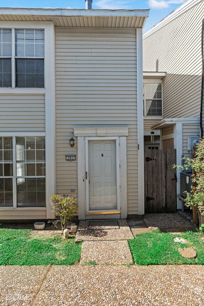 253 Settlers Park Dr in Shreveport, LA - Building Photo - Building Photo