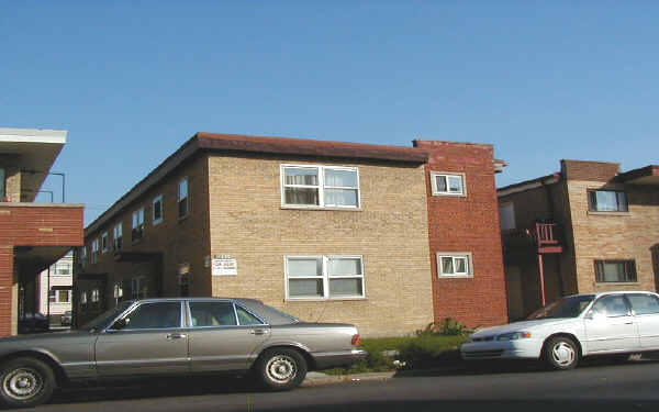 2614 W Foster Ave in Chicago, IL - Building Photo