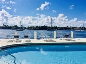 95 N Birch Rd, Unit 402 in Fort Lauderdale, FL - Building Photo - Building Photo