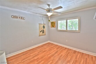 2346 Naples Trace Cir in Naples, FL - Foto de edificio - Building Photo