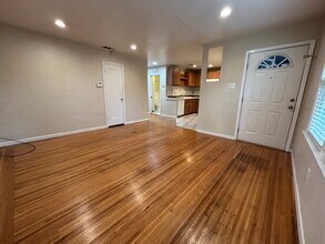 6200 11th Ave in Sacramento, CA - Building Photo - Building Photo