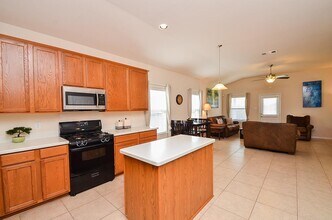 614 W Newport Bend in Katy, TX - Building Photo - Building Photo