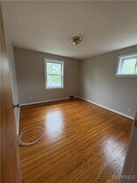 455 Wehrle Dr in Cheektowaga, NY - Building Photo