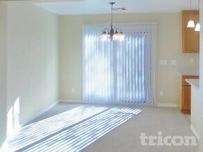 10743 Iona Island Ave in Las Vegas, NV - Building Photo - Building Photo