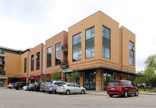 555 Midvale Blvd in Madison, WI - Building Photo - Building Photo