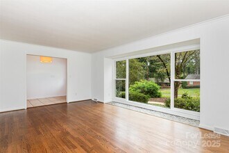 6334 Fair Valley Dr in Charlotte, NC - Building Photo - Building Photo
