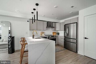 2605 E Boston St in Philadelphia, PA - Building Photo - Building Photo